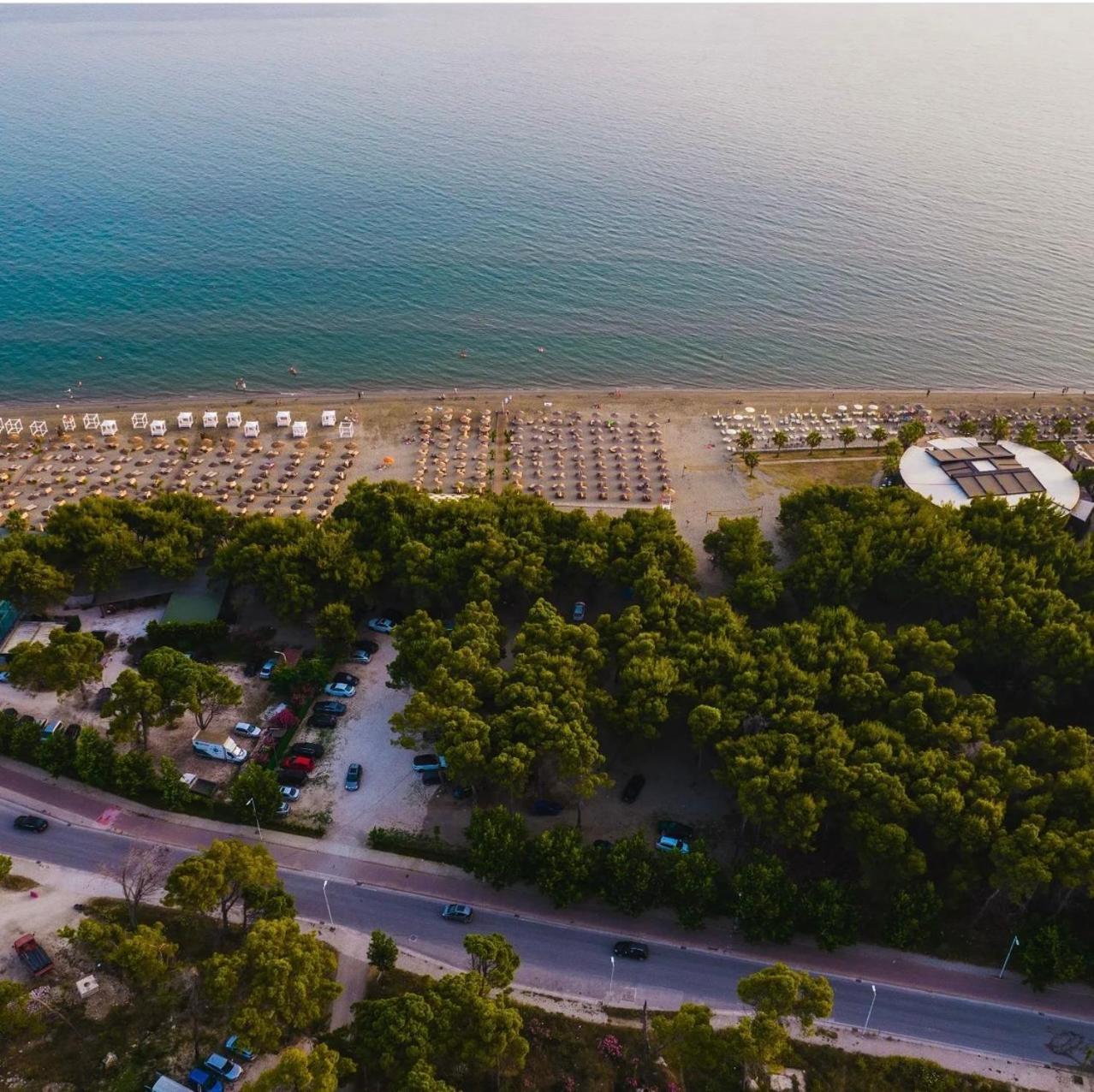Relax Camping Vlore Hotel Buitenkant foto